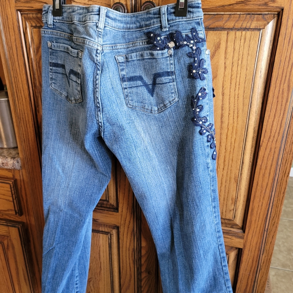 Jeans - Picture 2 of 2